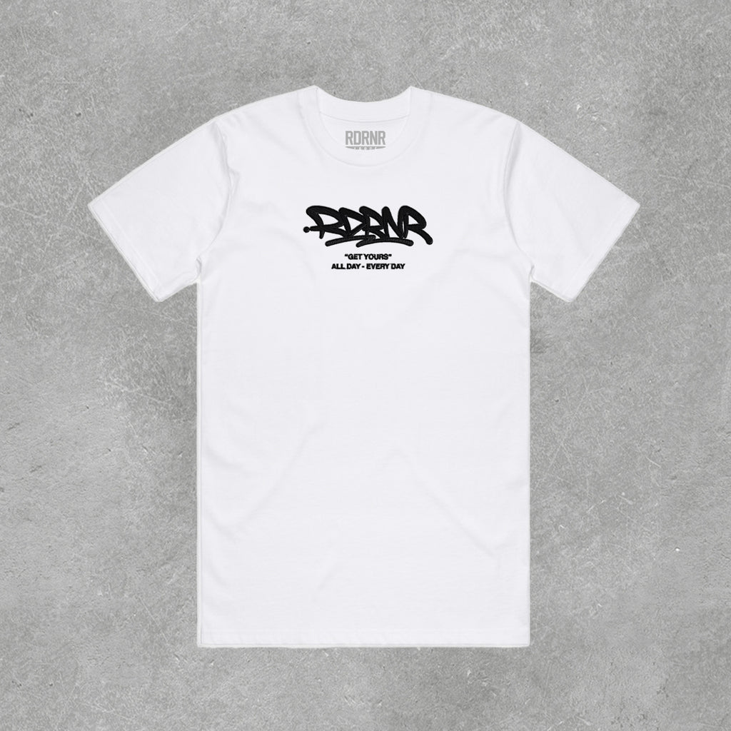 Embroidered Grafik Tee