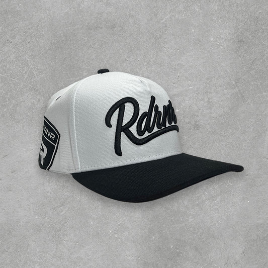 Script Snapback (White)